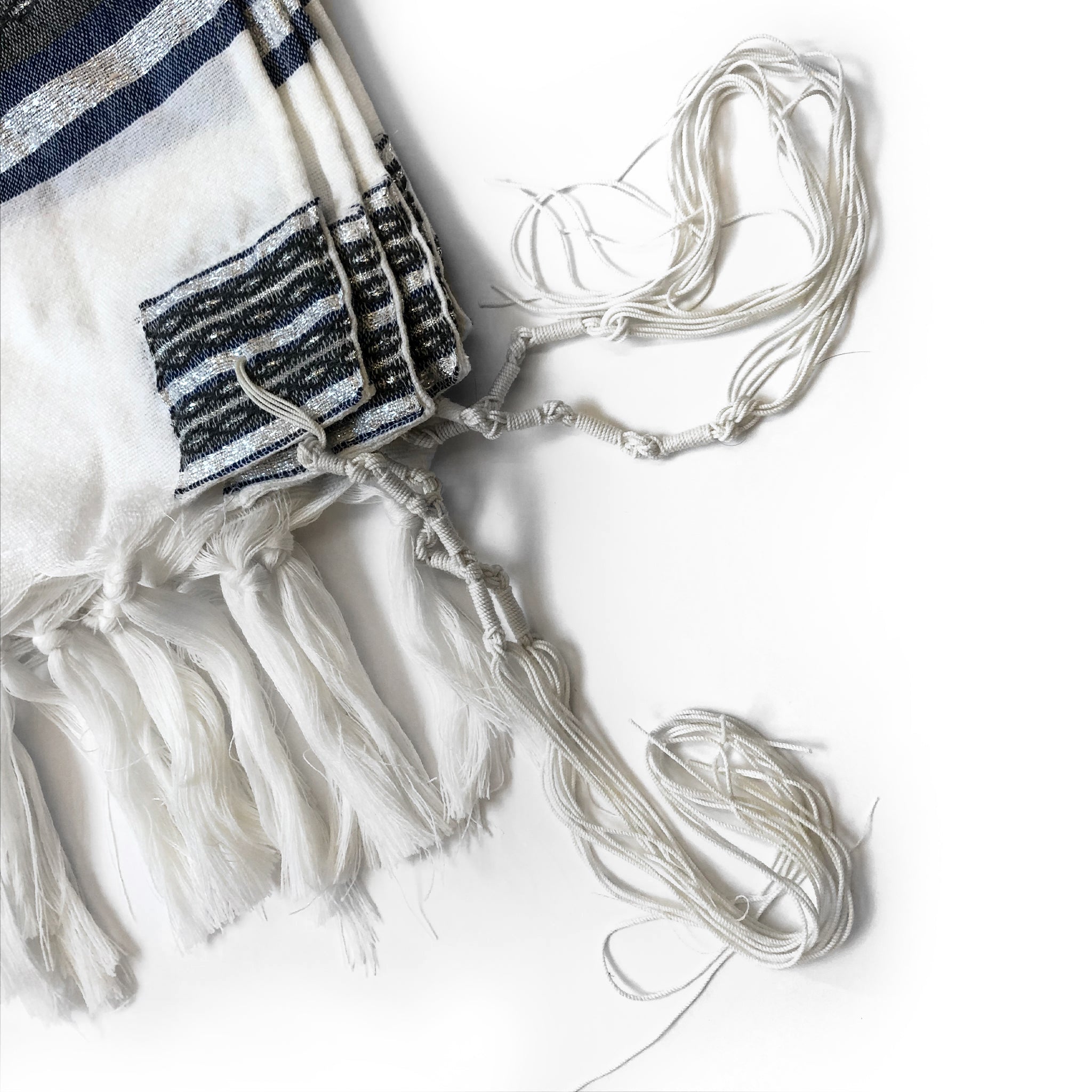 Gabrieli Premium - Wool Tallit - Denim & Silver
