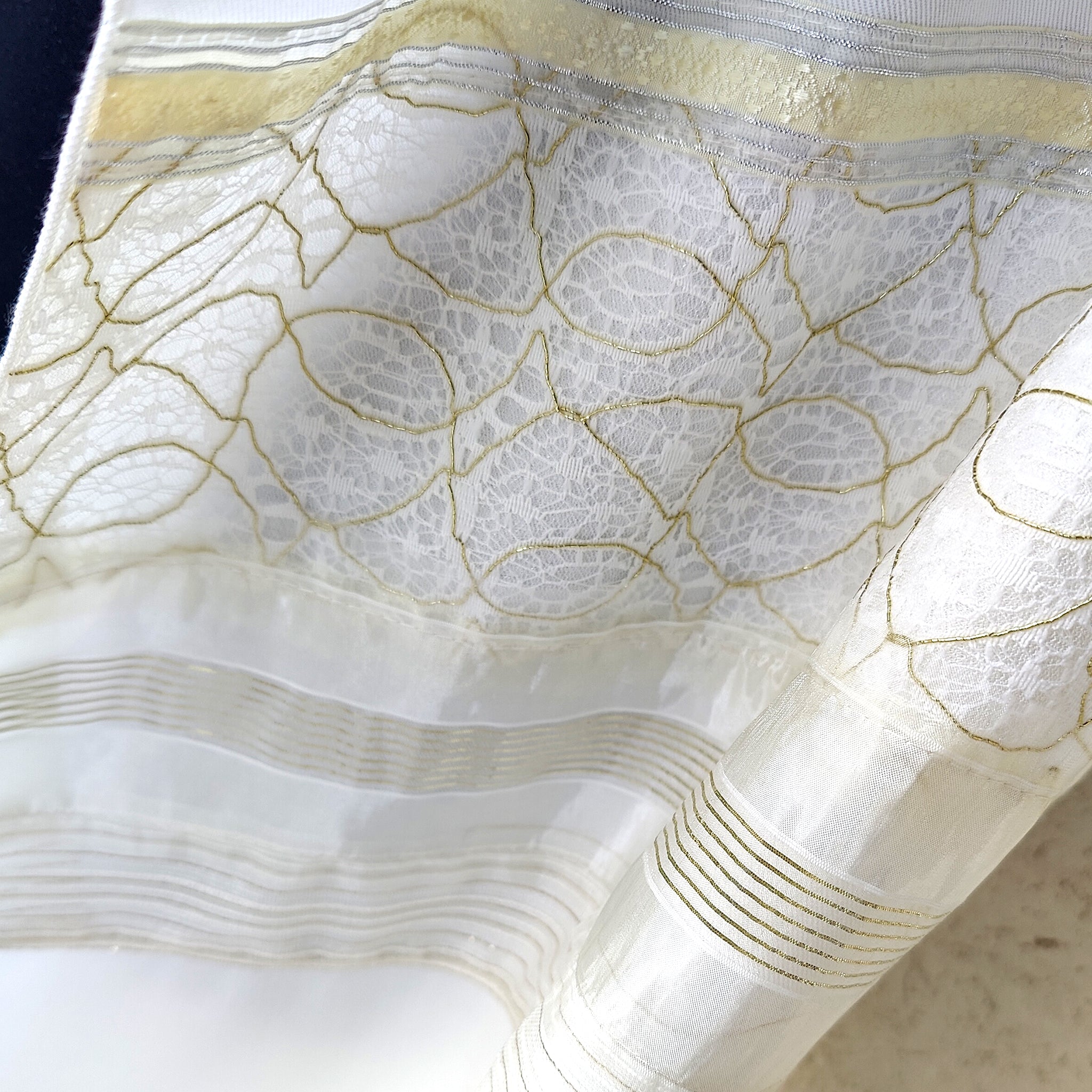 Lady Gabrieli - Viscose Tallit - Gold